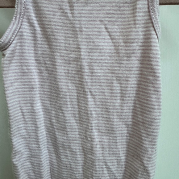 Carter’s 18M Pink & White Striped Girls Ruffle Short Sleeve Onesie Bodysuit - Picture 2 of 4